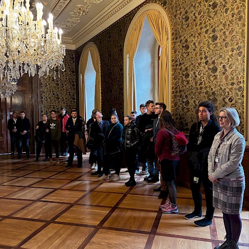 image 1 / Senát navštívili studenti ze Semil